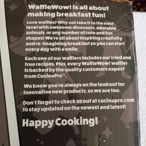 Waffle Wow by CucinaPro Dungeon Heroes Waffle Maker New in Box - Picture 5 of 5
